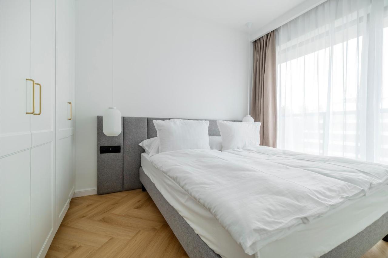 White Shellter - Shellter & Rogowo Apartment